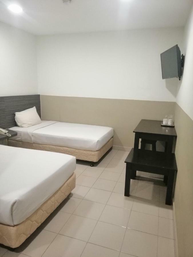 ג'והור בהרו Hotel Orient מראה חיצוני תמונה
